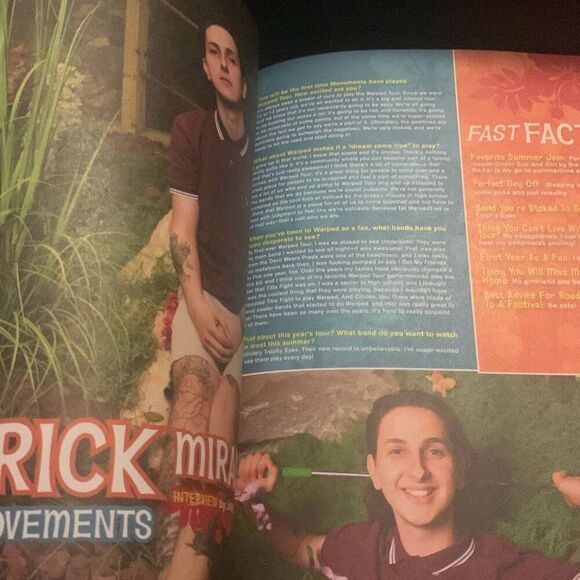 Pre Owned Alternative Press AP August 2017 Issue #349.1 Warped Tour 2017 Best Wa - Picture 7 of 8